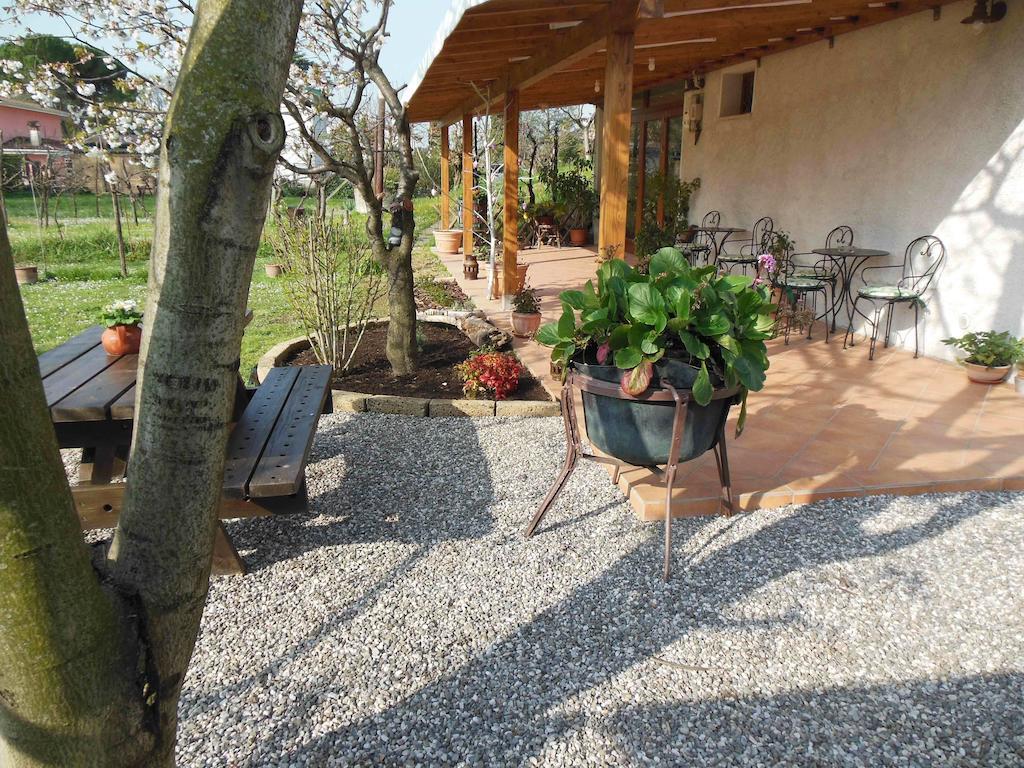 Al Pic De Corone Bed & Breakfast Terzo d' Aquileia Bagian luar foto