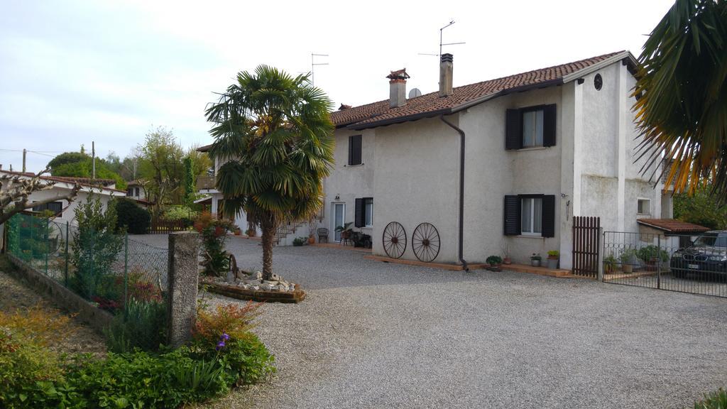 Al Pic De Corone Bed & Breakfast Terzo d' Aquileia Bagian luar foto