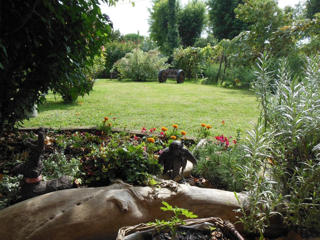 Al Pic De Corone Bed & Breakfast Terzo d' Aquileia Bagian luar foto