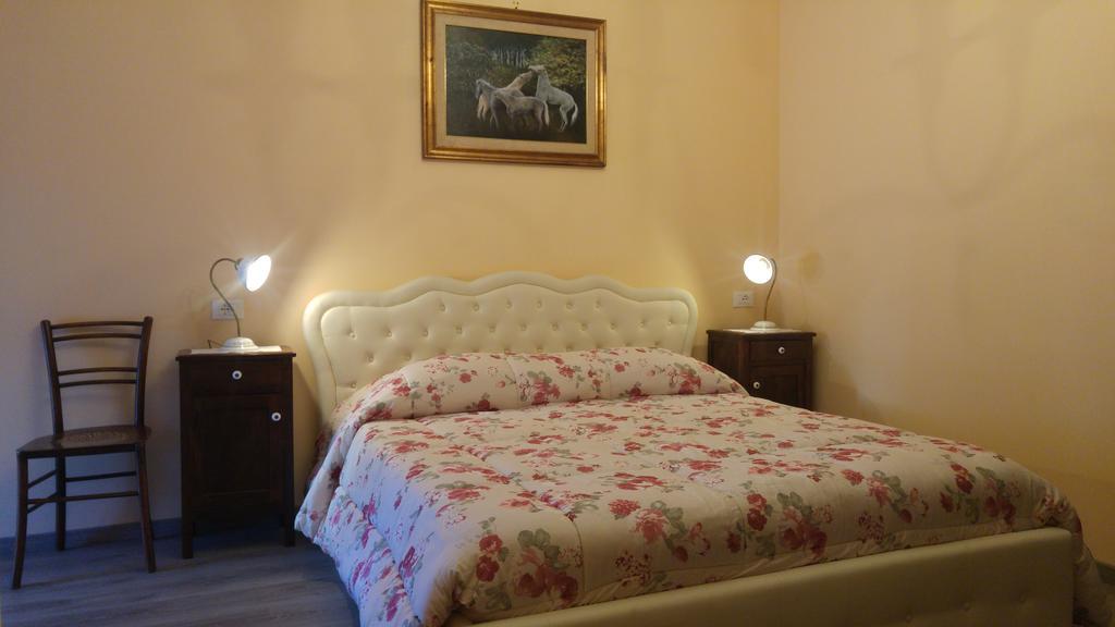 Al Pic De Corone Bed & Breakfast Terzo d' Aquileia Bagian luar foto